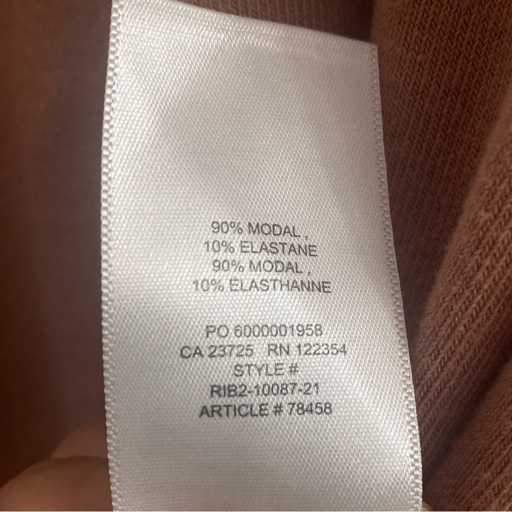 Aritzia Sunday Best Turtleneck Long Sleeve Top size L - Picture 4 of 5